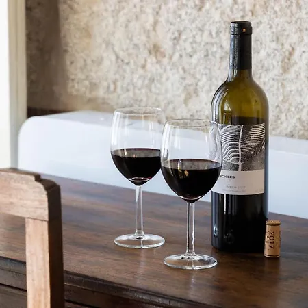 Uba - Heritage And Wine Gasthuis